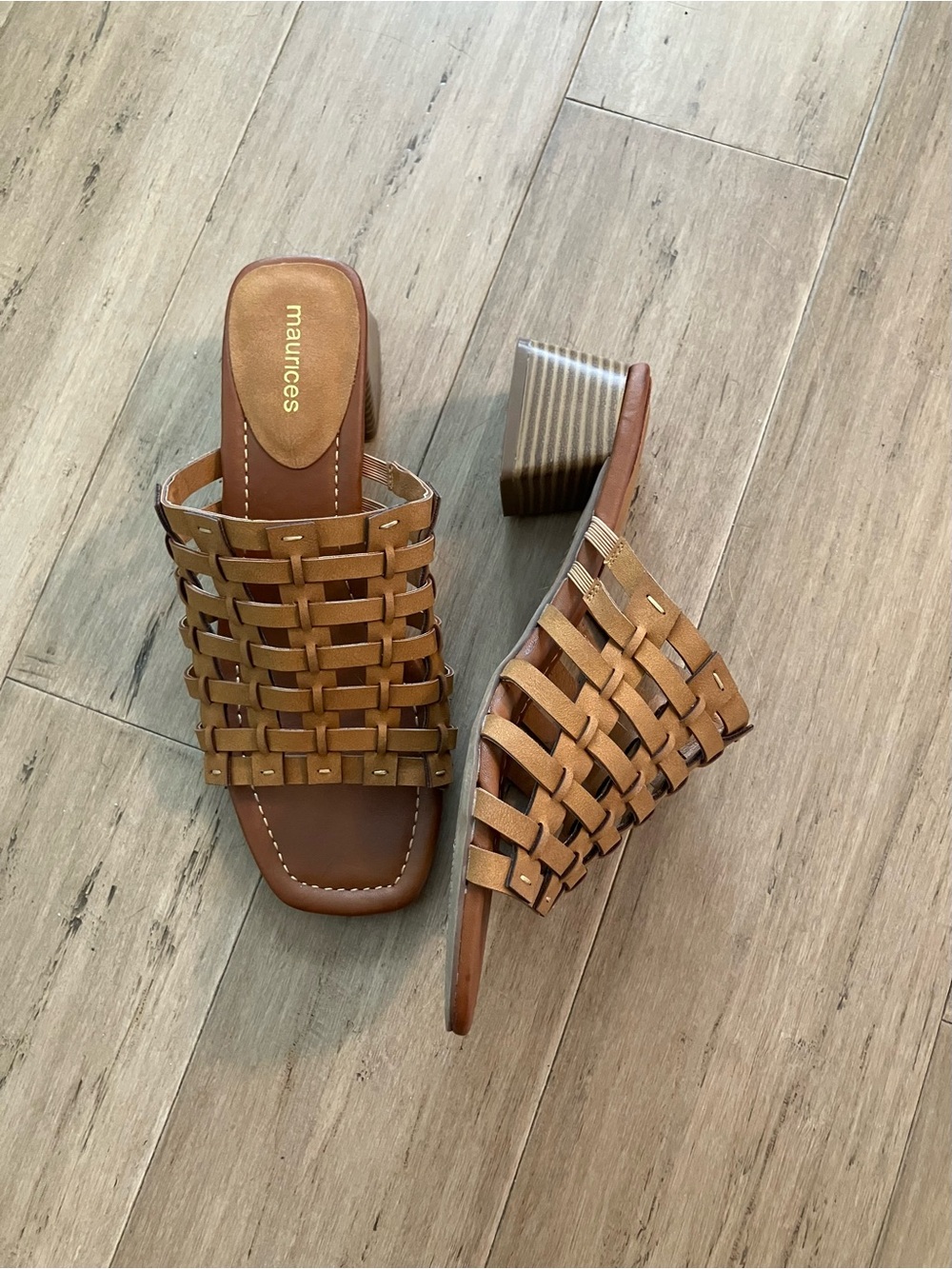 Maurices women’s brown slide latticed faux leather heels. Size 8